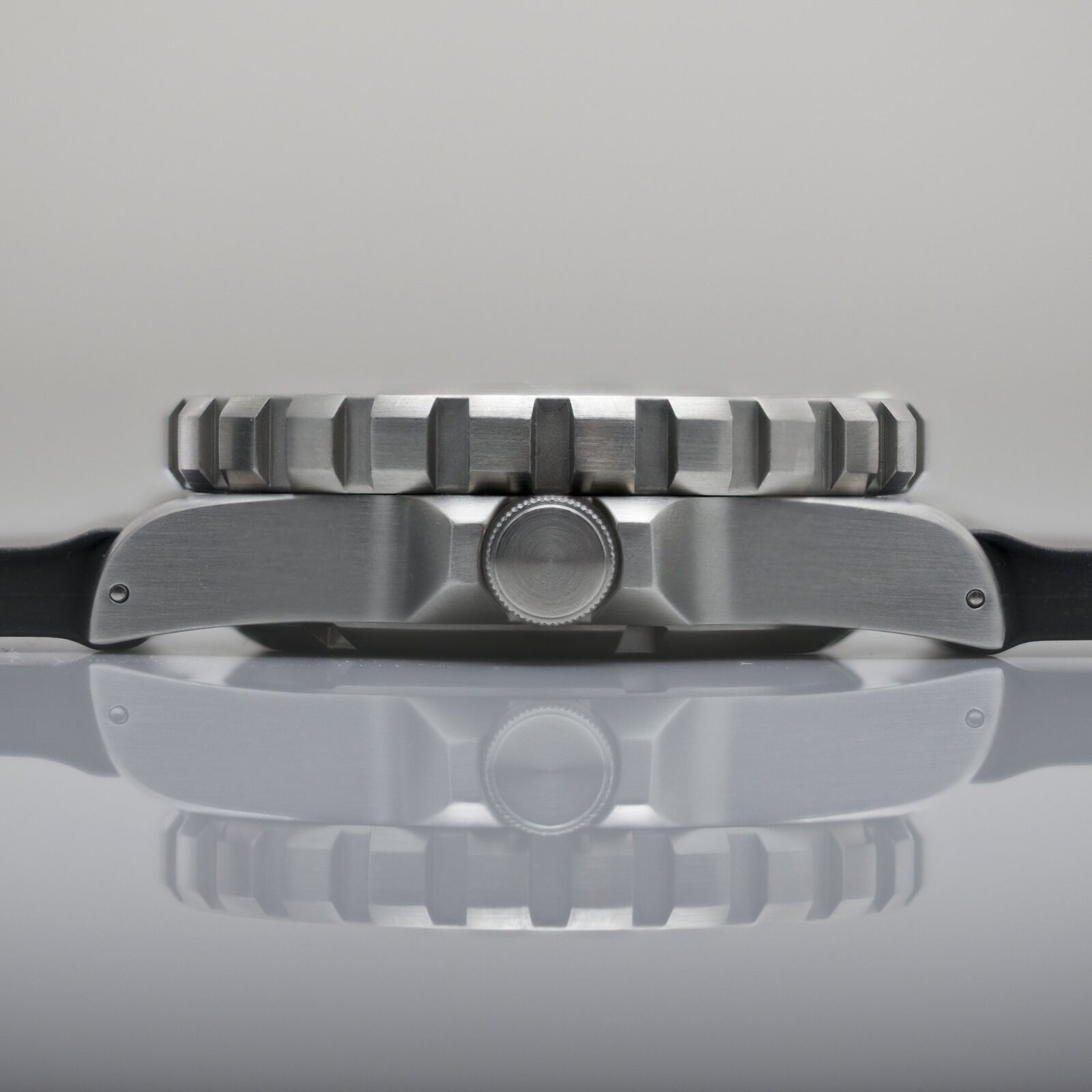 Marathon Arctic GSAR Dive Watch